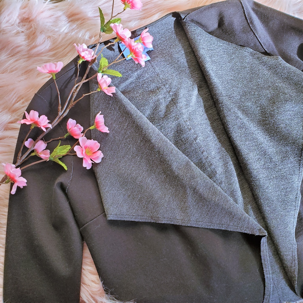Vera Wang Black Open Front Draped Blazer